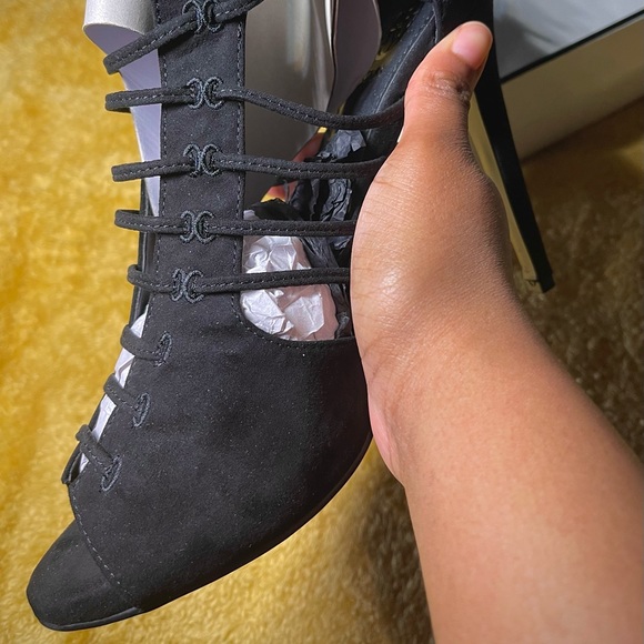 GUESS Adhirra heels size 10 - Picture 2 of 6